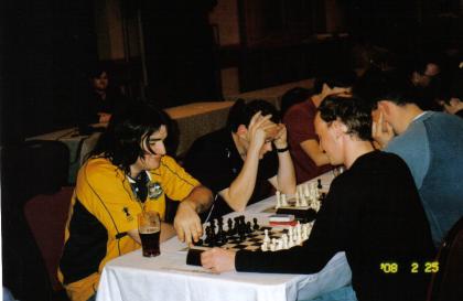 GM Gawain Jones playing blitz left handed.